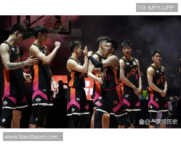 国王队夏季联赛精彩对决中国篮球队展现实力与潜力